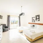 Villa Glória *