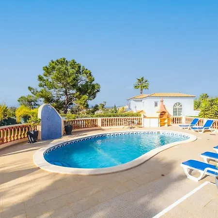 Gloria Καρβοέιρο