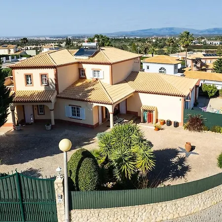 Gloria * Καρβοέιρο