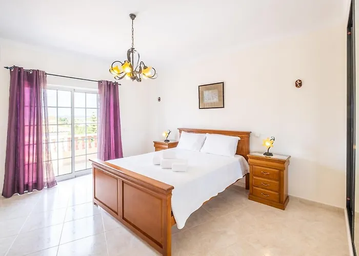 Gloria Carvoeiro (Lagoa)